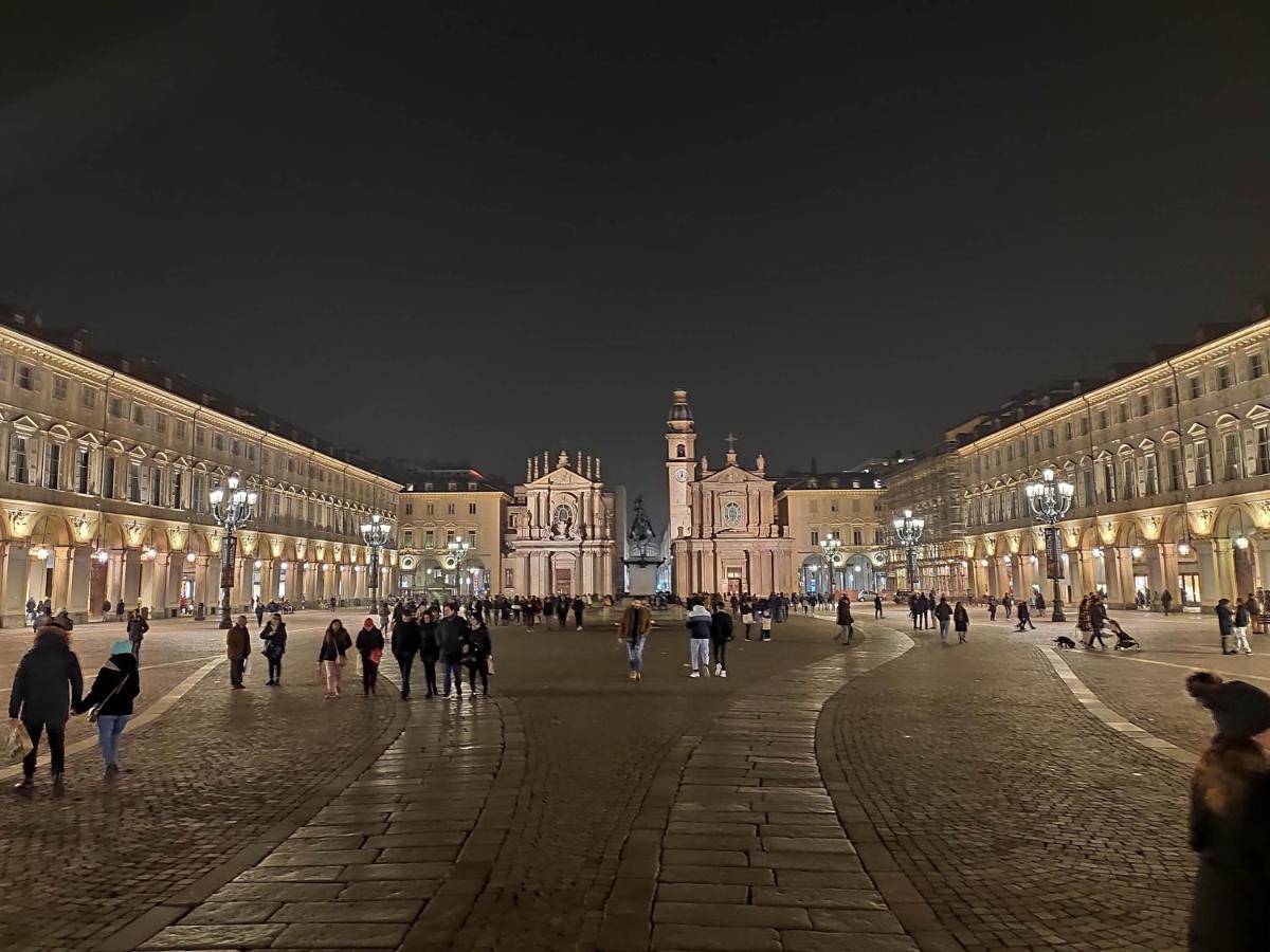 Domus Nova - Una Finestra Sui Tetti ตูริน ภายนอก รูปภาพ