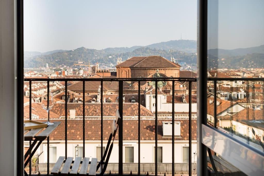 Domus Nova - Una Finestra Sui Tetti ตูริน ภายนอก รูปภาพ
